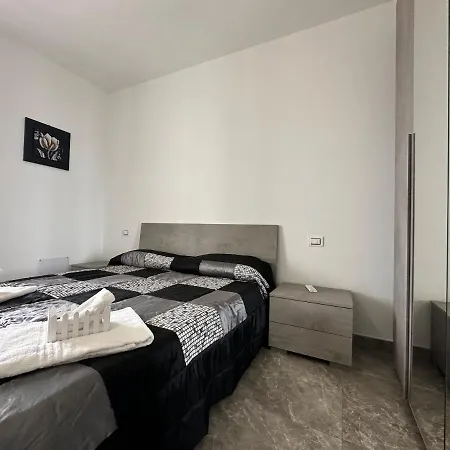Apartment Desire *